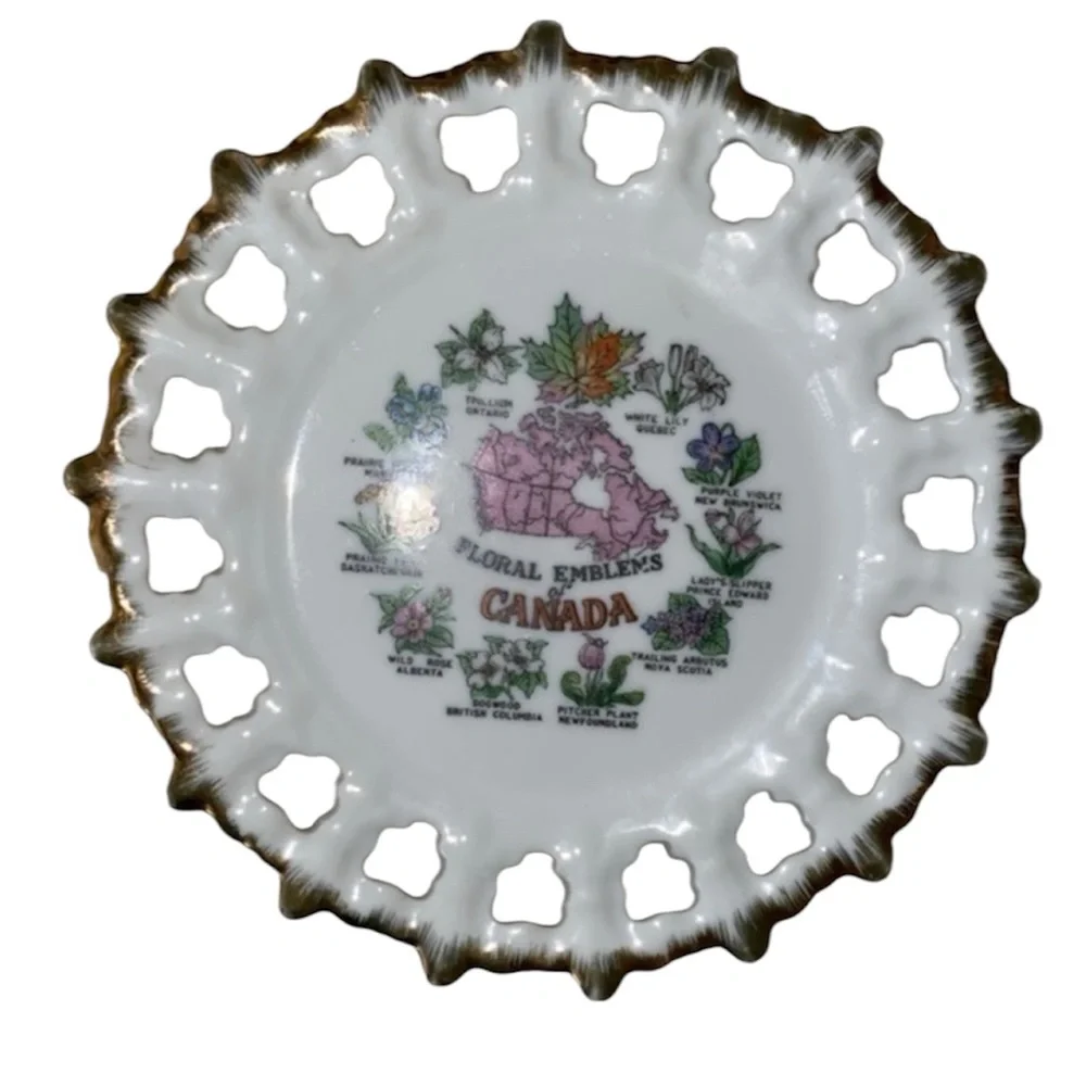 Tennessee & Floral Emblems of Canada Antique Collector Wall Plates Set of 2